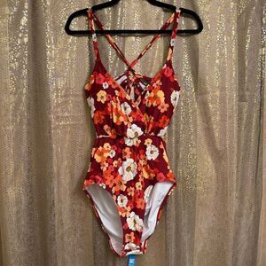 Cupshe Red Orange Floral Olivia Cut Out Tie Back One Piece Swimsuit XL NWT